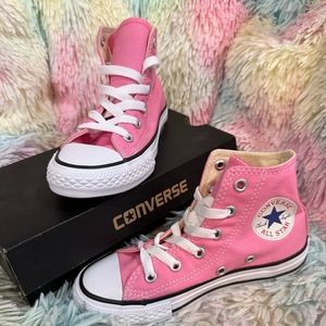 New in box pink Converse All Stars High Tops size 12 Toddler